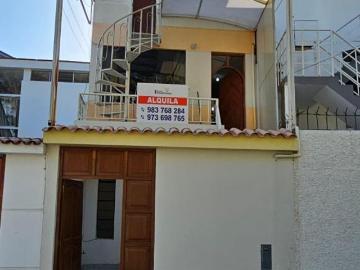 ALQUILER CASA EN SACHACA, URB EL PALACIO II