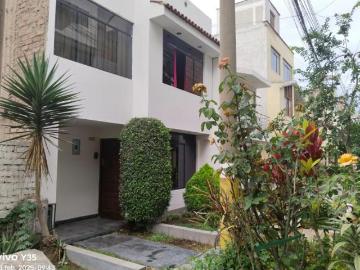 ALQUILER CASITA EN URB LADERAS DE LA MOLINA