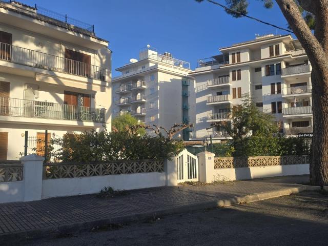 ALQUILER CON OPCION A COMPRA DUPLEX A 2 MINUTOS DE LA PLAYA, ABSTENERSE LO QUE LO QUIERAN SOLO PARA ALQUILER