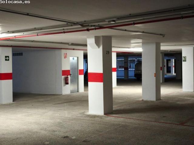 ALQUILER DE 39 plaza de coche y 33 trasteros