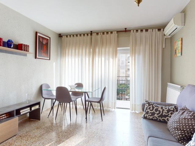 ALQUILER DE TEMPORADA DE VIVIENDA DE 3 DORMITORIOS