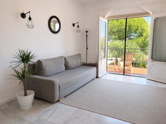 ALQUILER DE TEMPORADA EN BENALMÁDENA COSTA – 2 DORMITORIOS, 3 TERRAZAS Y VISTAS AL MAR