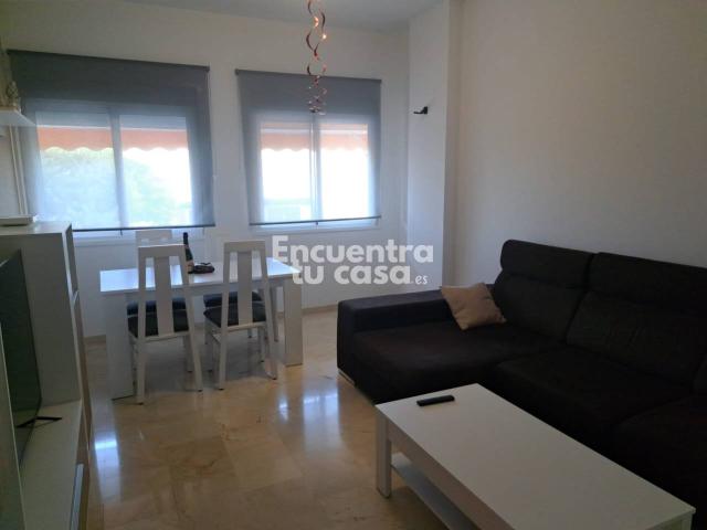 Alquiler de temporada* en La Nucía con 2 dormitorios, disponible en verano y de septiembre a junio