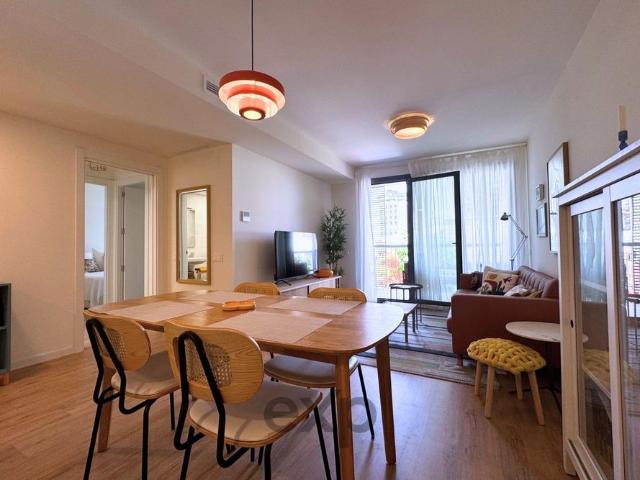 Alquiler de temporada en Valencia / Residencial Patraix / Vivienda equipada