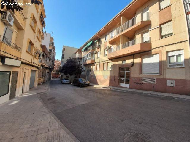 Alquiler de vivienda de 3 dormitorios, 2 baños y Garaje