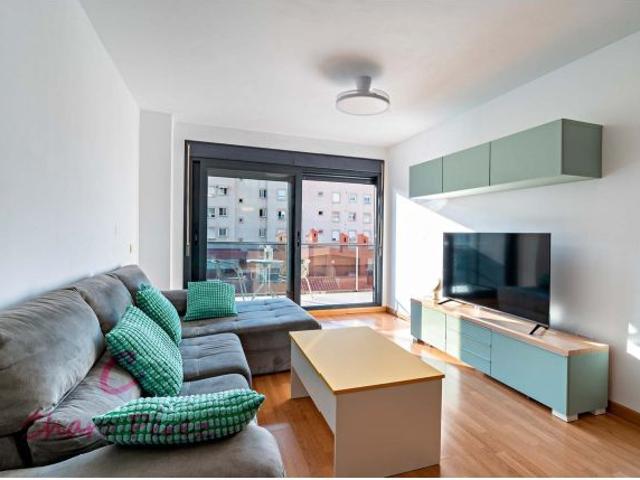 Alquiler de vivienda en Roquetas de Mar, a 200 metros de la playa de La Romanilla