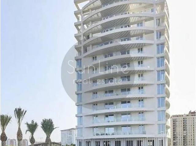 Alquiler de vivienda premium con terraza en el emblemático complejo IKON de Ricardo Bofill, en Sant Pau