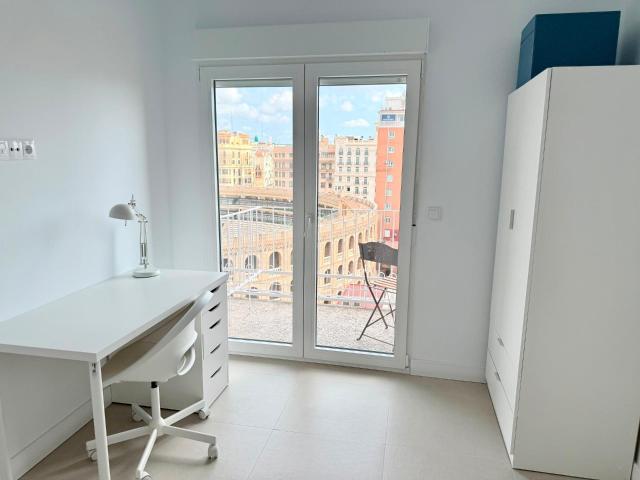 ALQUILER DE VIVIENDA REFORMADA A ESTRENAR EN PLENO CENTRO DE VALENCIA – PASAJE DR. SERRA