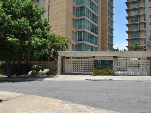 ALQUILER DE APARTAMENTO EN URB. CAMPO ALEGRE
