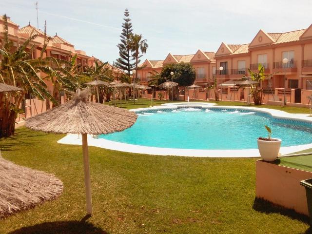 ALQUILER DE APARTAMENTO EN CARRETERA NUEVA DE LA BARROSA TEMPORADA ESCOLAR