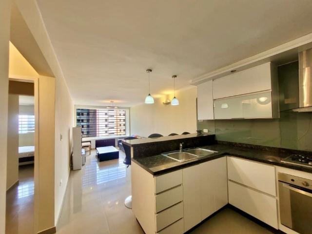 Alquiler de Apartamento en Colinas de La Tahona Amoblado