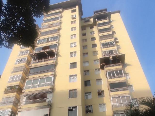 ALQUILER DE APARTAMENTO EN EL BOULEVARD DEL CAFETAL 26 40