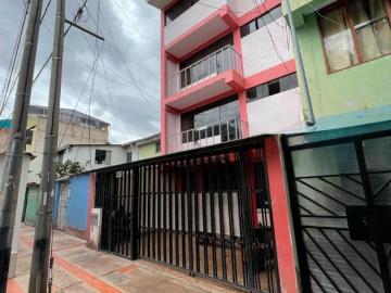 Alquiler De Casa En Marcavalle Frente Al Parque