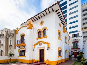 Alquiler de casa 10 ambientes para negocio en Miraflores
