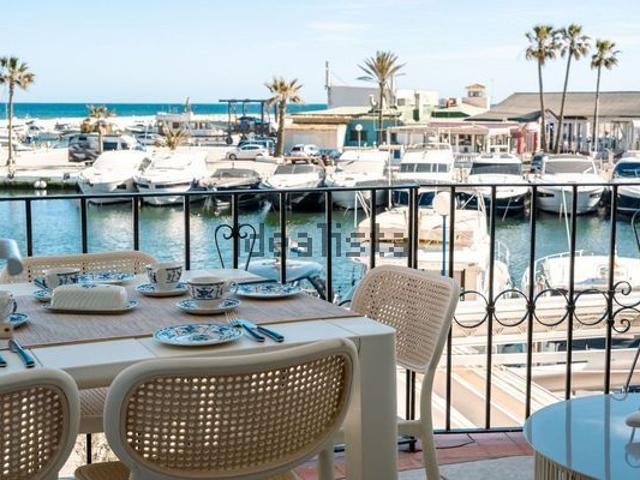 Alquiler de chalet adosado en Puerto de Cabopino