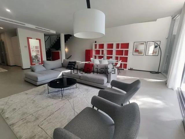 Alquiler de chalet pareado en Calle Verdi, 38