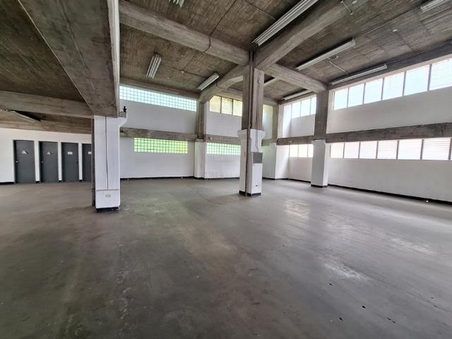 ALQUILER DE DEPOSITO EN PISO INDUSTRIAL EN PALO VERDE PISO 1