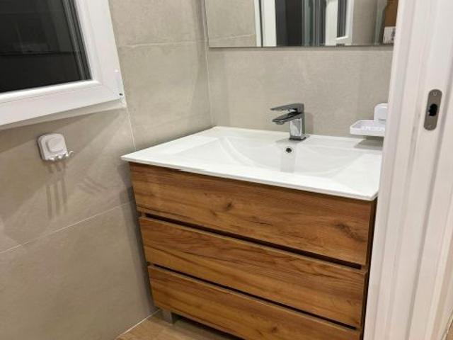 ALQUILER DE ESTUPENDA VIVIENDA CON REFORMA A ESTRENAR ZONA CENTRO DE ALICANTE