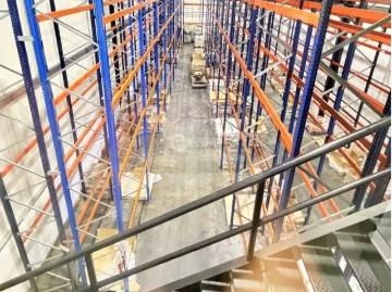 Alquiler de galera en tocumen warehouse park incluye mobiliario