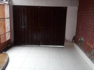 ALQUILER DE GARAJE PARA CARRO