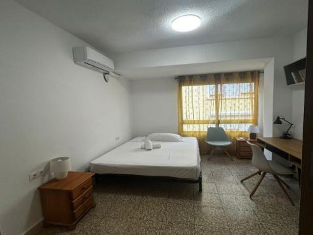 ALQUILER DE HABITACION DOBLE EN ALZIRA