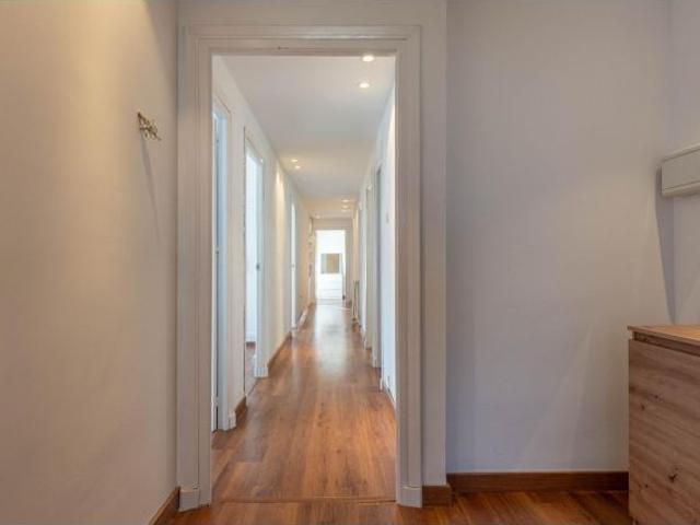 Alquiler de habitación en pleno centro de Granada