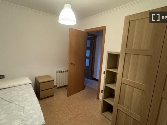 Alquiler de habitaciones en Cerdanyola Del Vallès para Mujeres
