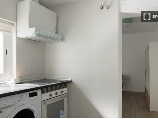 Alquiler de habitaciones en apartamento de 2 dormitorios en Getafe