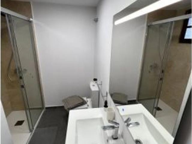 Alquiler de habitaciones en apartamento de 4 dormitorios en Las Palmas De Gran Canaria