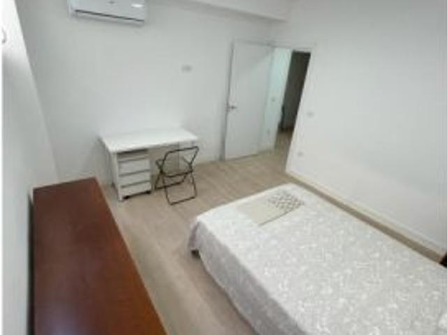 Alquiler de habitaciones en apartamento de 5 dormitorios en Chamberí