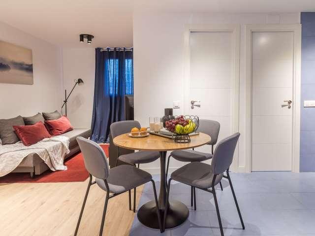 Alquiler de habitaciones en apartamento de 5 dormitorios en Cuatro Caminos