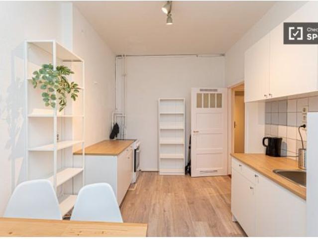 Alquiler de habitaciones en apartamento de 6 habitaciones en Berlín