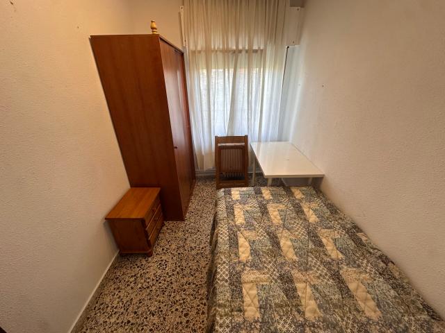 ALQUILER DE HABITACIONES EN AVDA LOS ALFARES A 1056