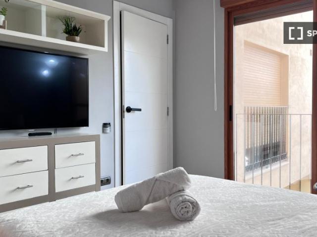 Alquiler de habitaciones en piso compartido de 4 habitaciones en Valencia
