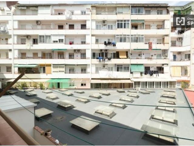 Alquiler de habitaciones en piso de 2 habitaciones en Vilapicina I La Torre Llobeta