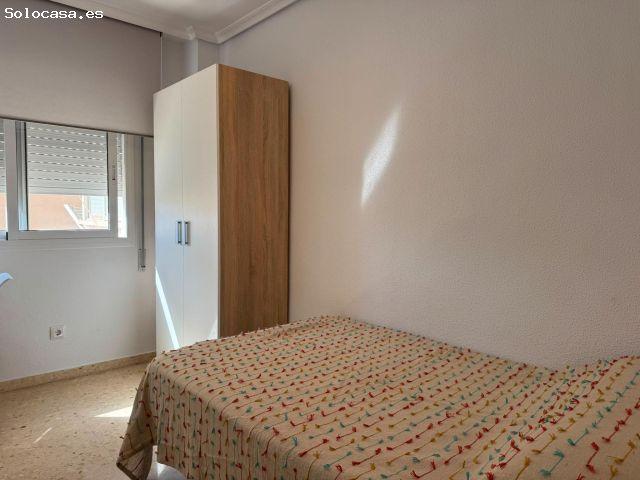 ALQUILER DE HABITACIONES PARA ESTUDIANTES EN PLAZA ALICANTE. !