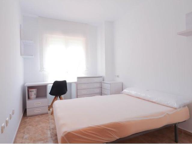 ? ¡Alquiler de larga temporada en Barrio San Luis Almería ! ?