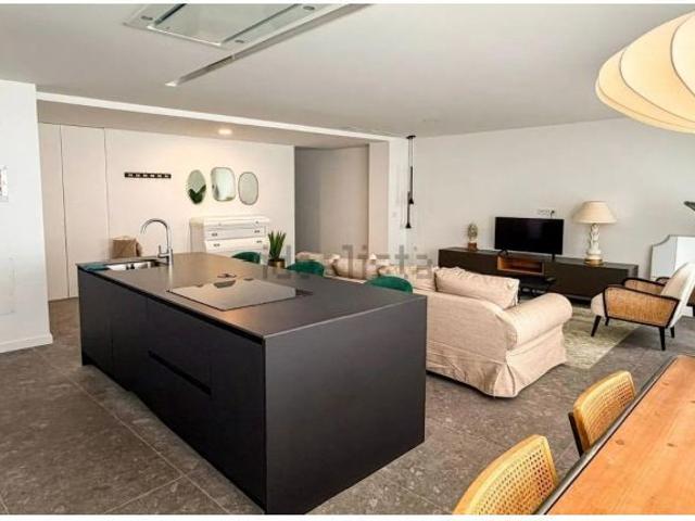 ALQUILER DE LINDA VIVIENDA CON CALIDADES DE LUJO ZONA CENTRO DE ALICANTE