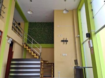 Alquiler De Local Comercial Con Mezzanine 1Er Piso Urb. San Luis C. MELENDRES