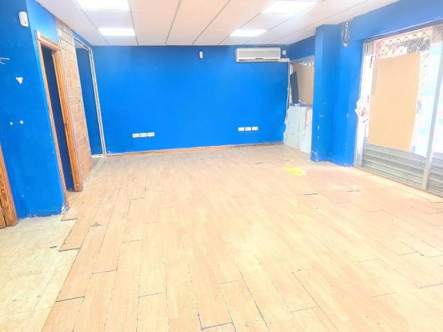 Alquiler de local comercial de 76m2 en molina de segura centro