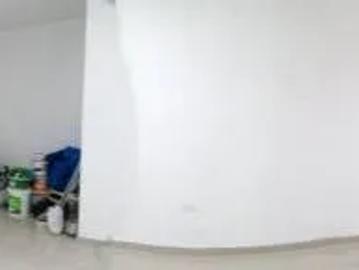 ALQUILER DE LOCAL COMERCIAL EN AVENIDA