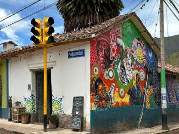 Alquiler De Local Comercial En La Plaza Central De Calca