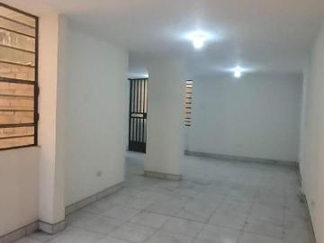 Alquiler de local comercial en segundo piso, en Avenida Chimpu Ocllo, Carabayllo