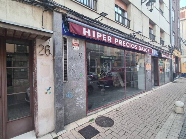 Alquiler de local de 450 m en calle La Rua
