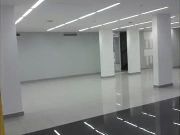 Alquiler de local de 577 metros en Los Andes Mall | espacios por USD 8915.00 en Rufina Alfaro