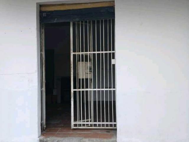 Alquiler de local en Maracay sector el piñonal YE. 998819