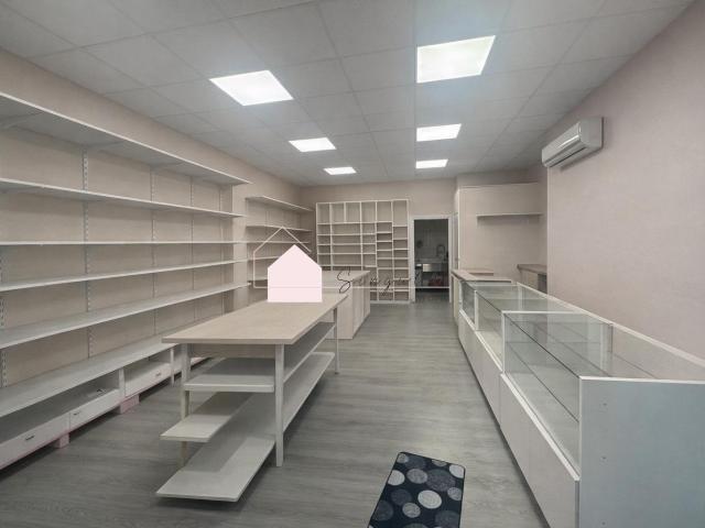 ALQUILER DE LOCAL EN MOS. Listo para trabajar