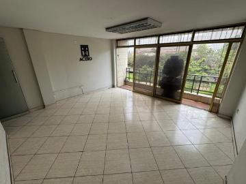 Alquiler de oficina comercial frente a Mega Plaza