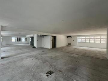 ALQUILER DE OFICINA GRIS EN SAN ISIDRO A12$ MTRS2 EDIFICIO EMPRESARIAL