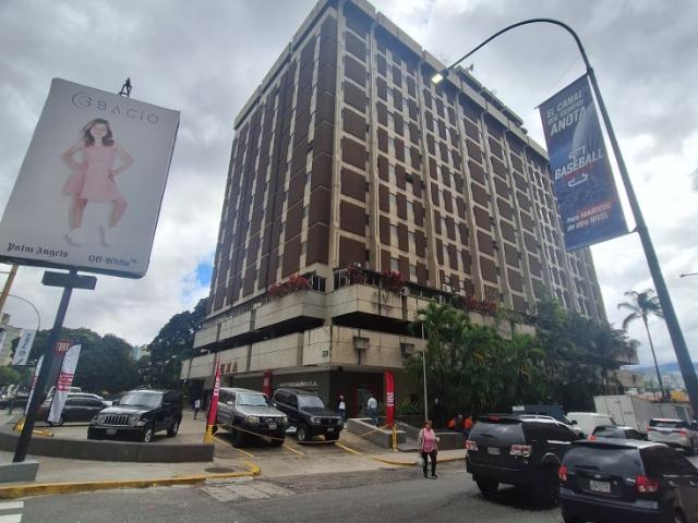 Alquiler de Oficina Remodelada en el Rosal